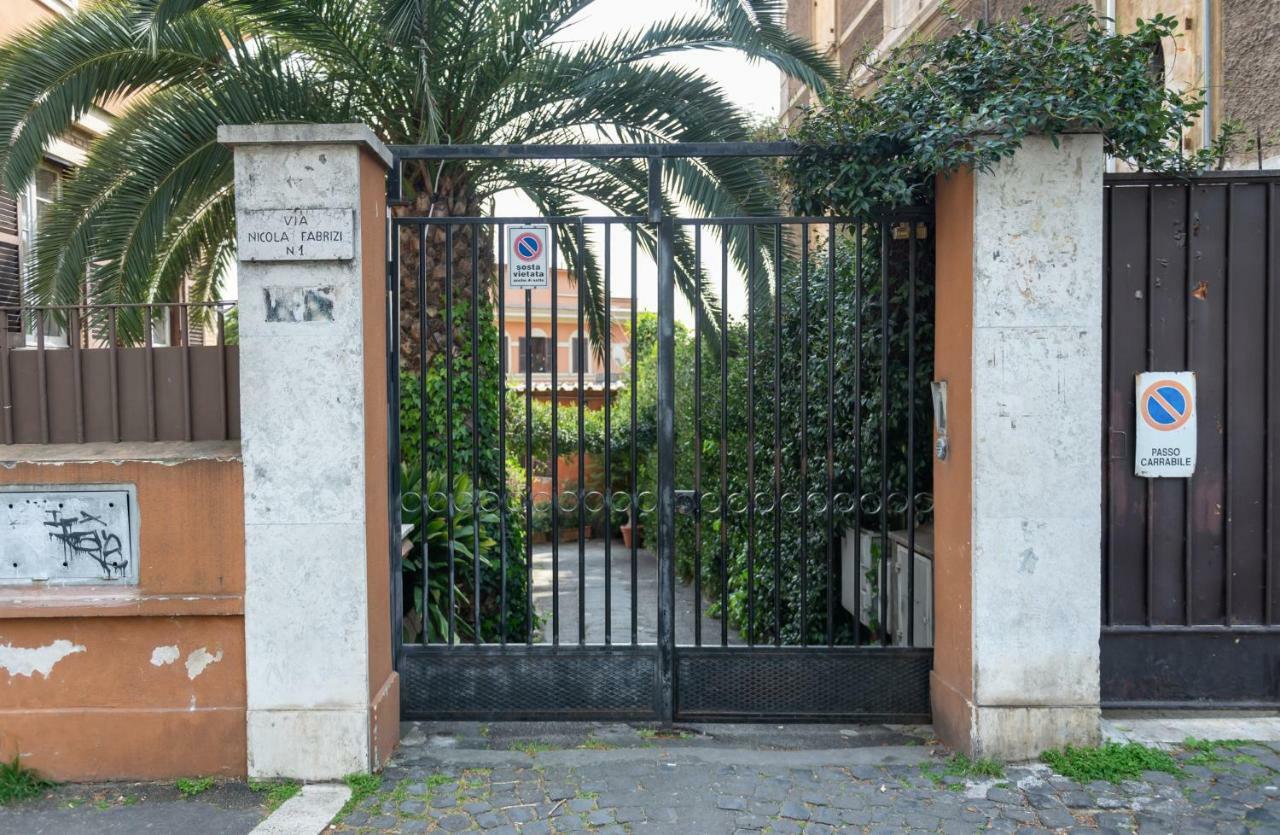 Studio Via Nicola Fabrizi Rome Exterior photo